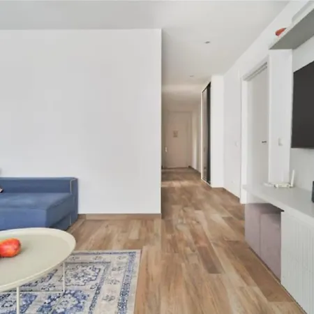 Golondrinas Gardens Apartamento